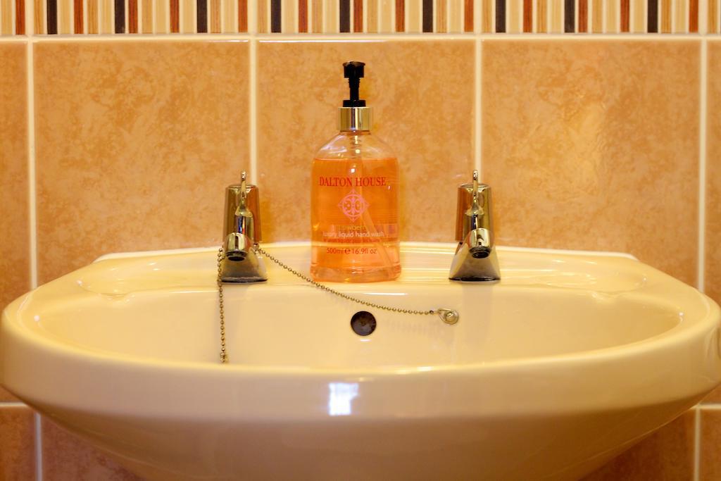 Colston Hall Farmhouse B&B Framlingham Habitación foto